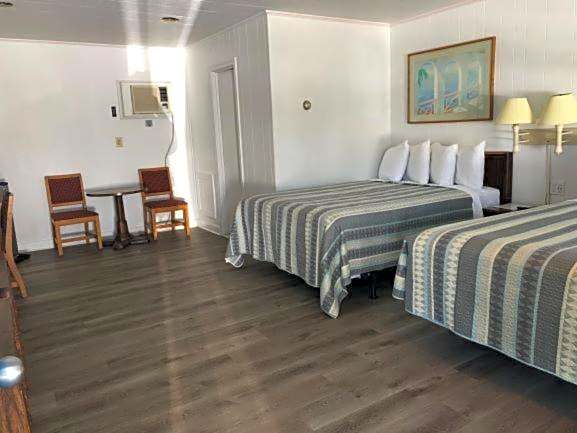 Swell Motel