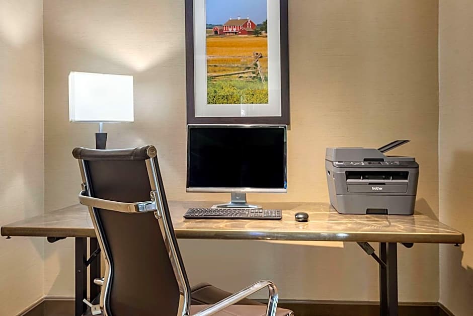 Comfort Inn Lancaster County North