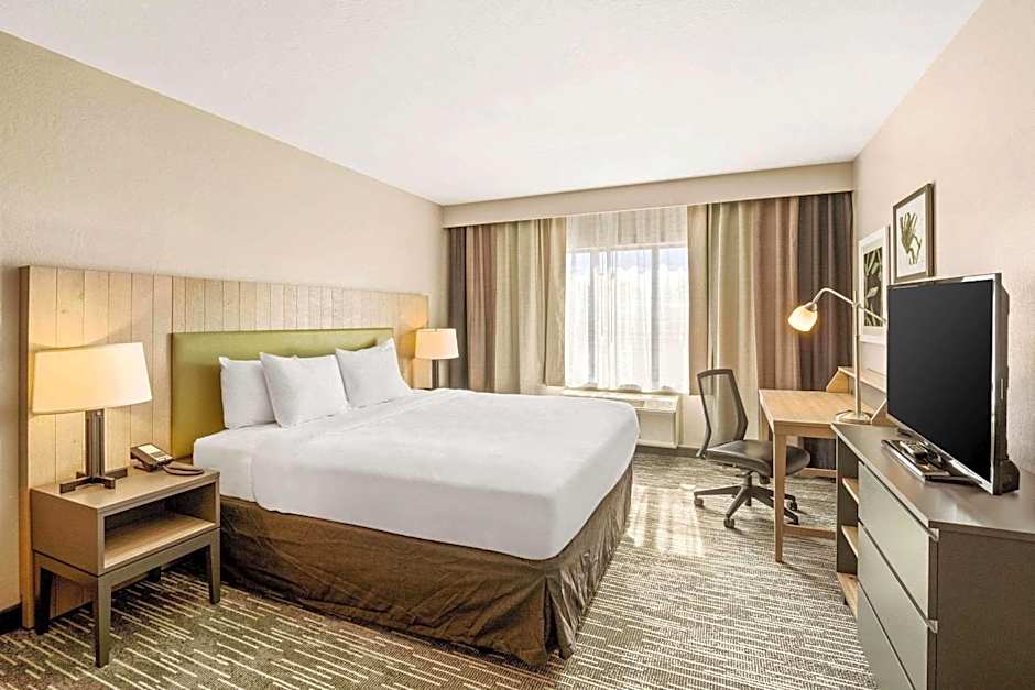 Country Inn & Suites by Radisson, Flagstaff Downtown, AZ