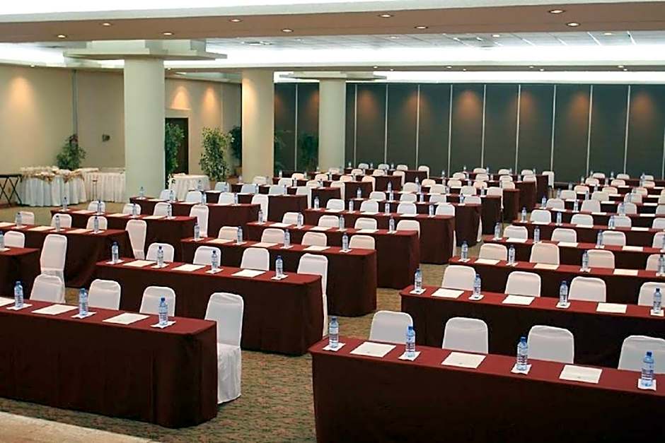 HOTEL SAN CARLOS PLAZA