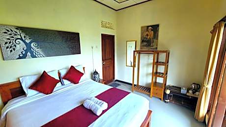 Double Room with Mountain View