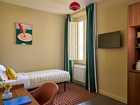 Small Room - Single Bed