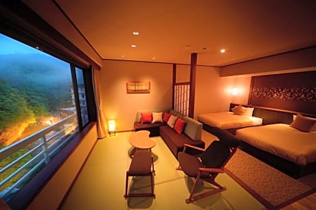 Large Japanese-Style Twin Room with River View