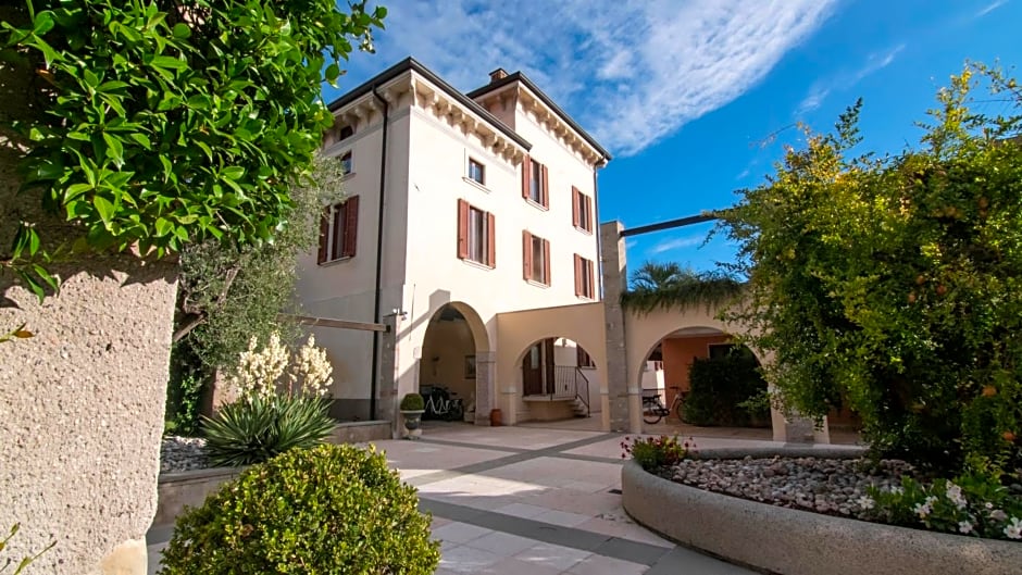 Castello Belvedere Apartments