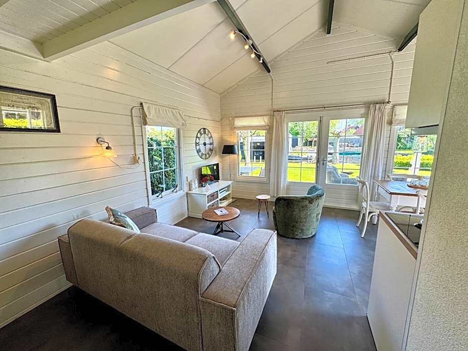 d'Oude Herbergh, vakantiehuizen aan het water