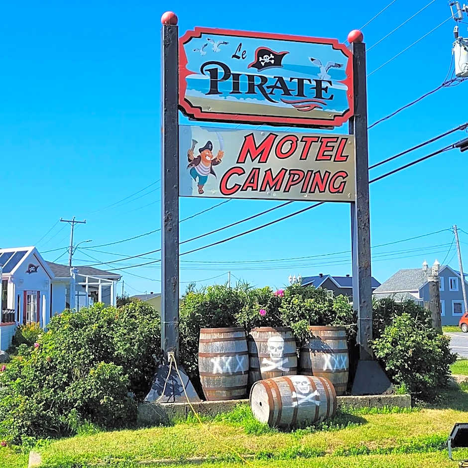 Le Pirate Motel et Camping