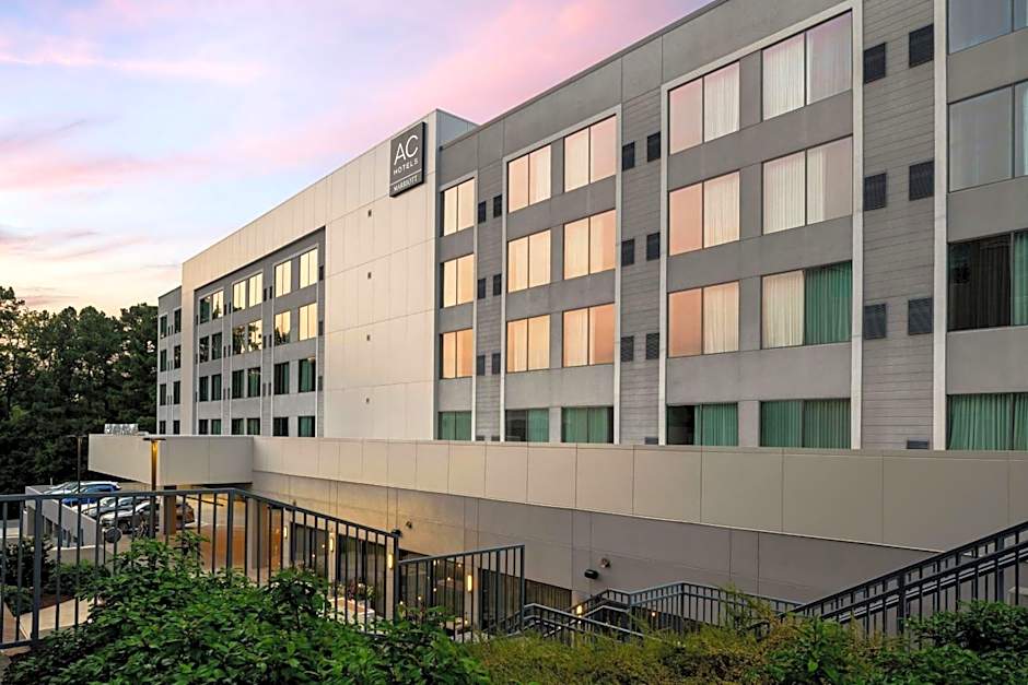AC Hotel by Marriott Durham