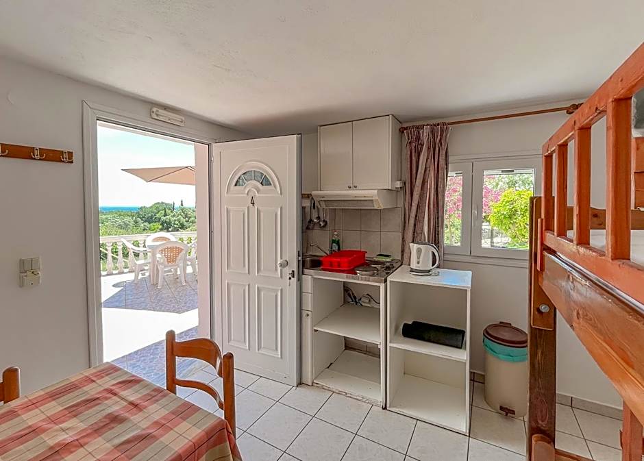 Amazona Apartments and Studios