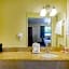 Travelodge by Wyndham Houston Hobby Airport