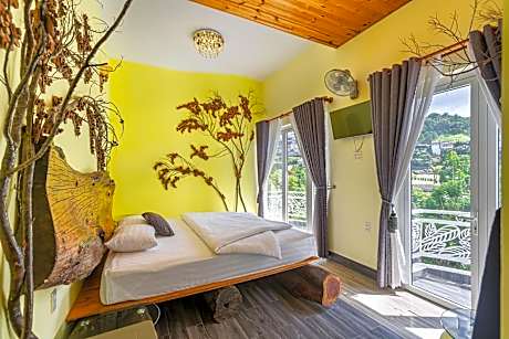 King Room with Balcony