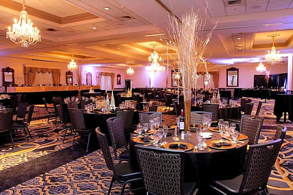 Radisson Hotel & Conference Center Rockford