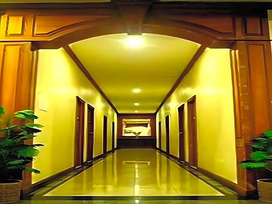 Chaleelay Hotel