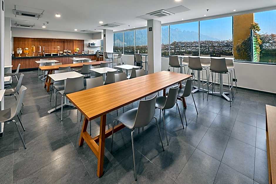 City Express by Marriott Monterrey Santa Catarina