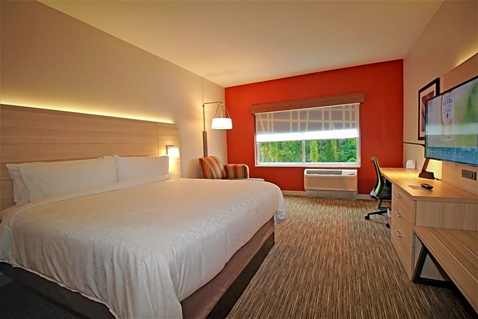 Holiday Inn Express & Suites Ocala By IHG