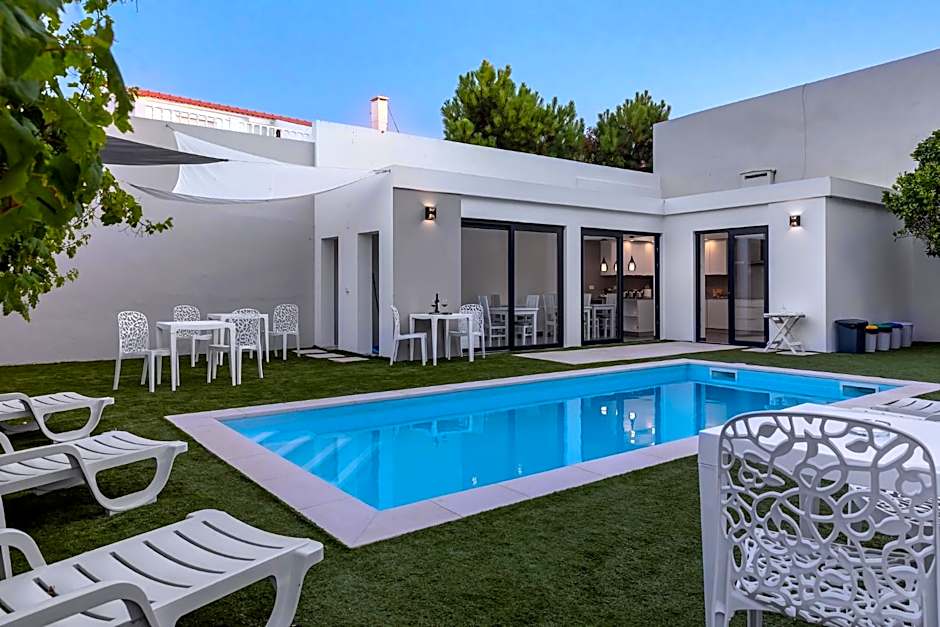 Ilheu 25 Peniche House