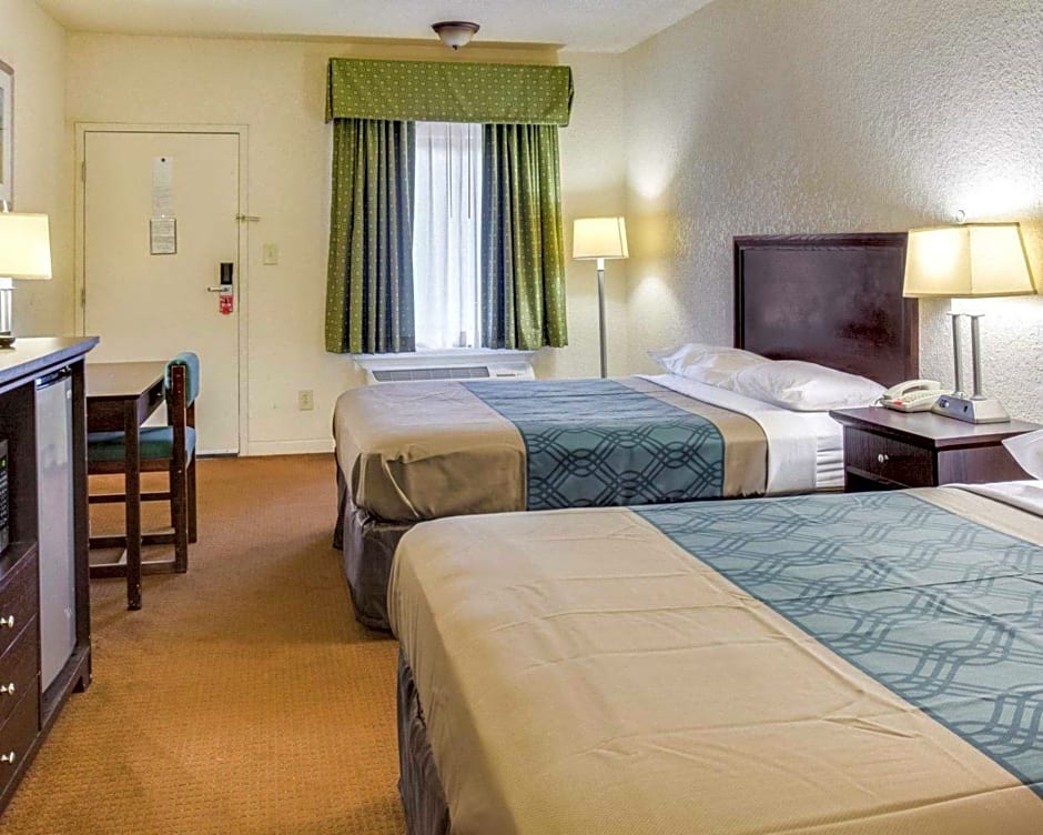 Quality Inn & Suites Suffolk West