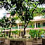 Palmgrove service villa