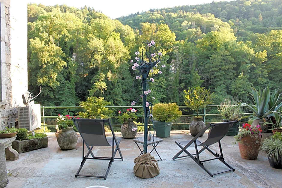 Chambre Bounty cuisine privée, salle d'eau, terrasse, garage
