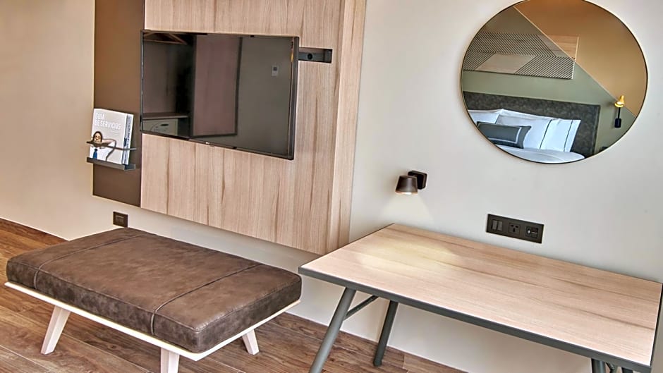 City Express Plus by Marriott Ciudad de Mexico Interlomas