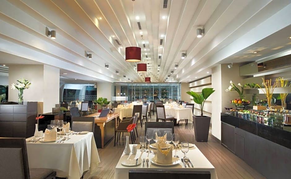 Santika Premiere Dyandra Hotel & Convention - Medan