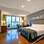 Yizhishang Hotel (Ningbo Old Bund Sanjiangkou River View Branch)