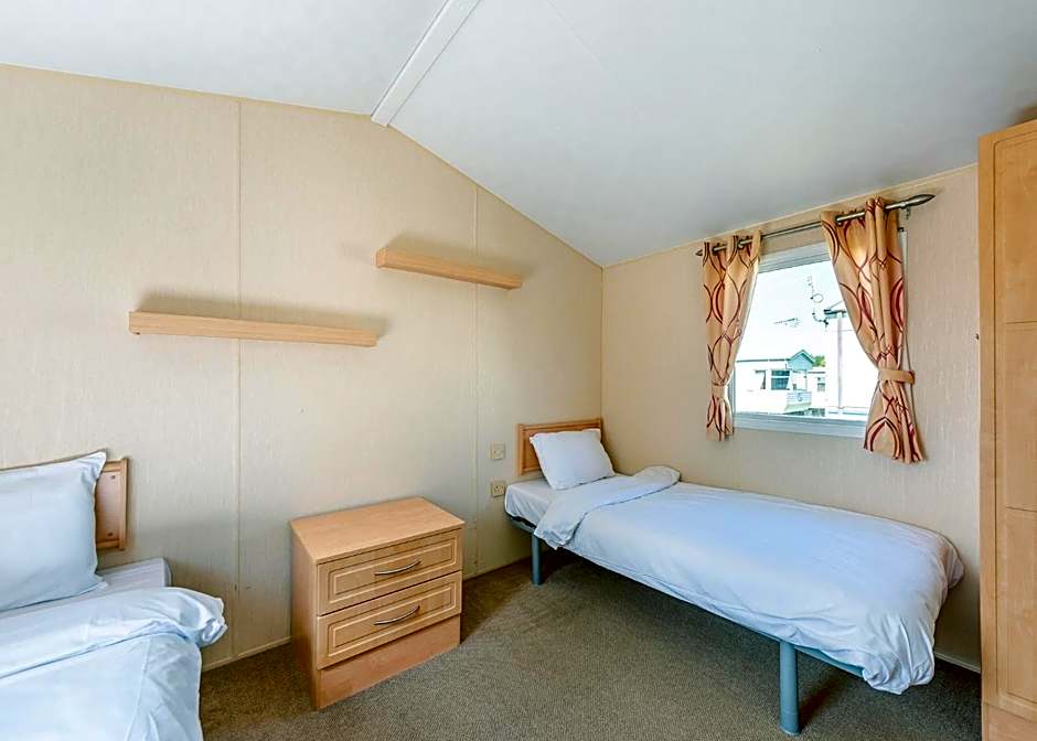 Riverside Caravan Holiday Park