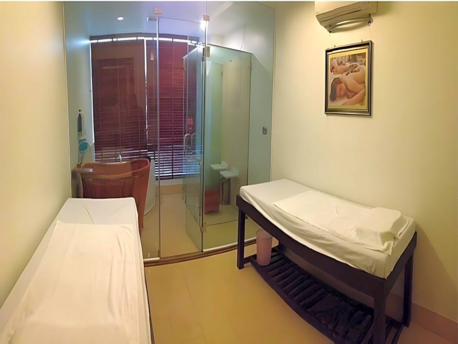 Royal Hotel Ninh Binh