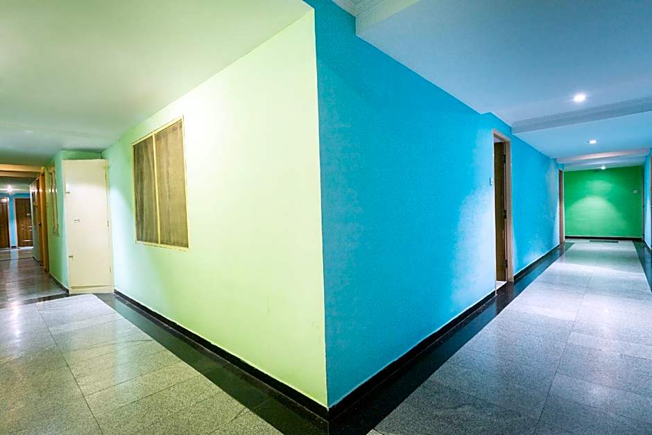 Madurai Velnachiyar Guest House by OYO Rooms – Chennai, IL