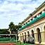 Manhaosi Hotel (Guangzhou Shangxiajiu Pedestrian Street Shamian Scenic Area)
