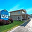 Great Lakes Inn & Suites