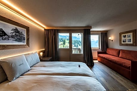 Junior Suite with Mountain View