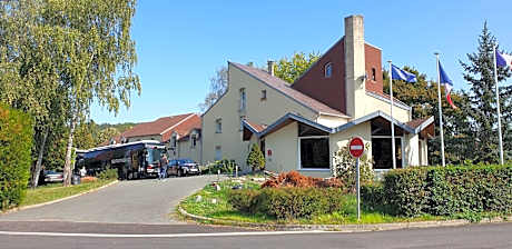 Fasthôtel Pont-Audemer -LE DRAKKAR -un hôtel FH Confort