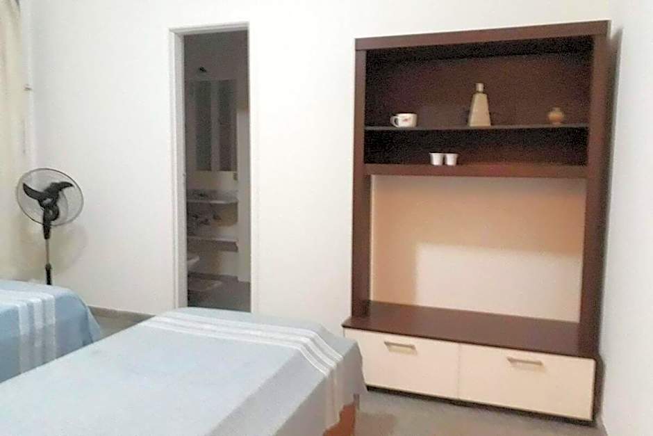 De frente para a Praia das Pitangueiras