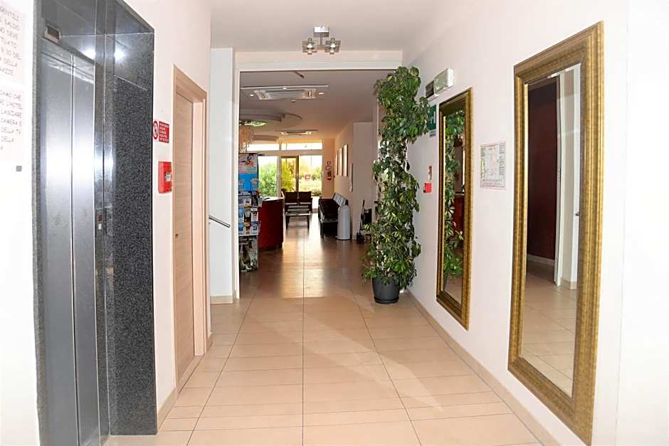 Hotel Cosmopol Cesenatico