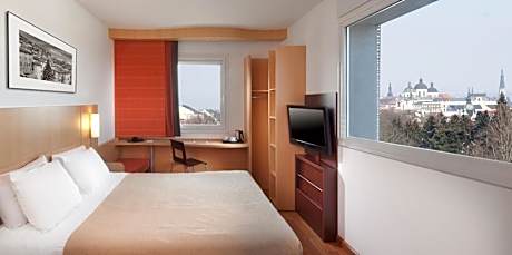 Standard Room with 1 Double Bed