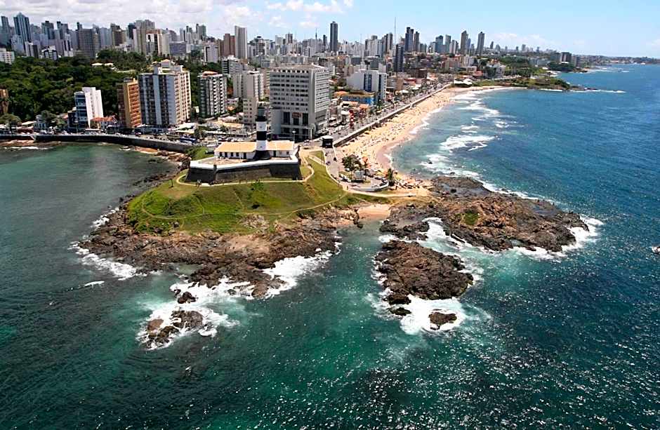Flat Farol da Barra