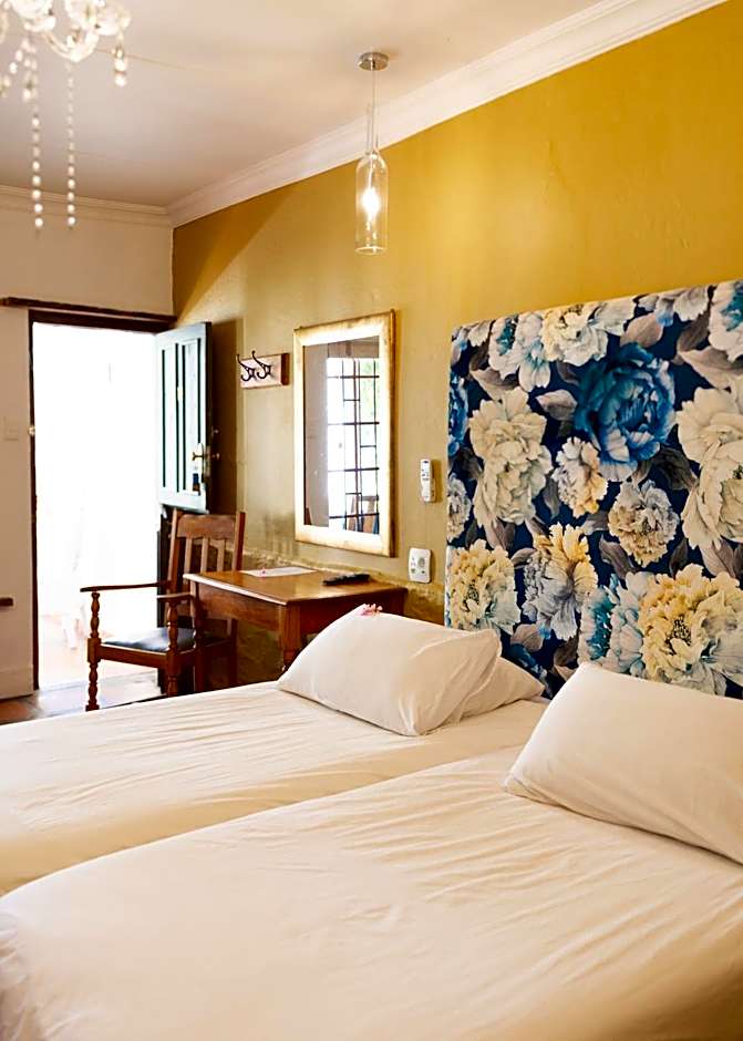 1 Double Bed or 2 Beds — 20 fotoğraftan 1. fotoğraf
