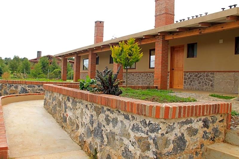 HOTEL Y CABAÑAS MOUNTAIN LODGE