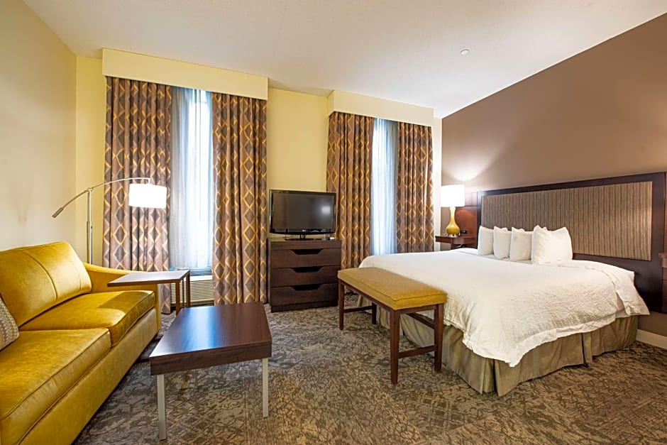 Hampton Inn By Hilton & Suites Rockville Centre, NY