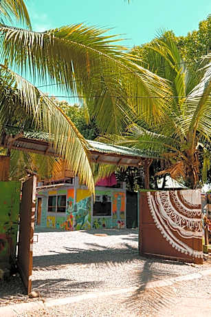 Flutterby House Hostel