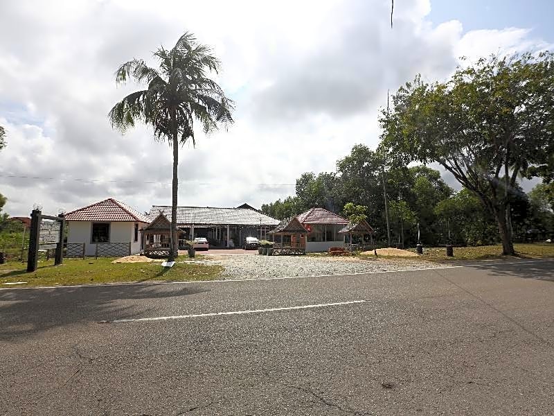 OYO 89607 Aloha Chalet