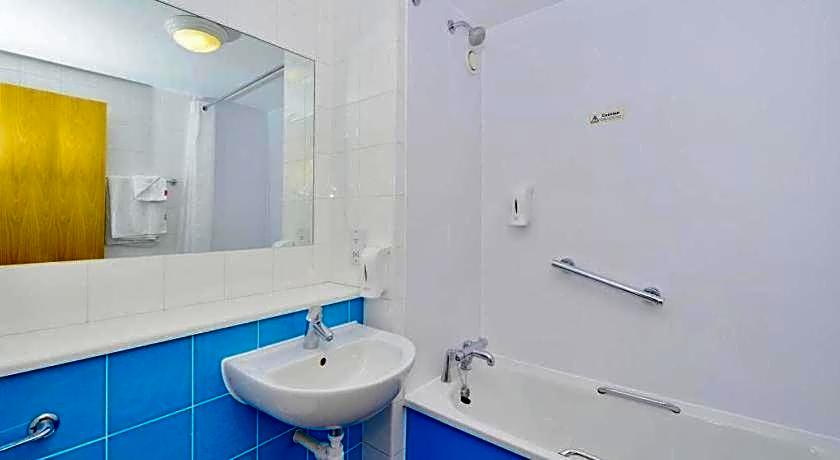 Travelodge Birmingham Maypole