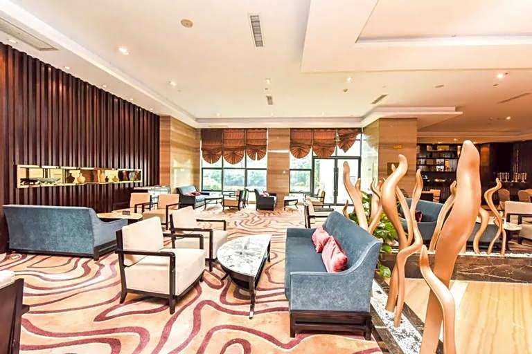 Howard Johnson Shipu Plaza Ningbo