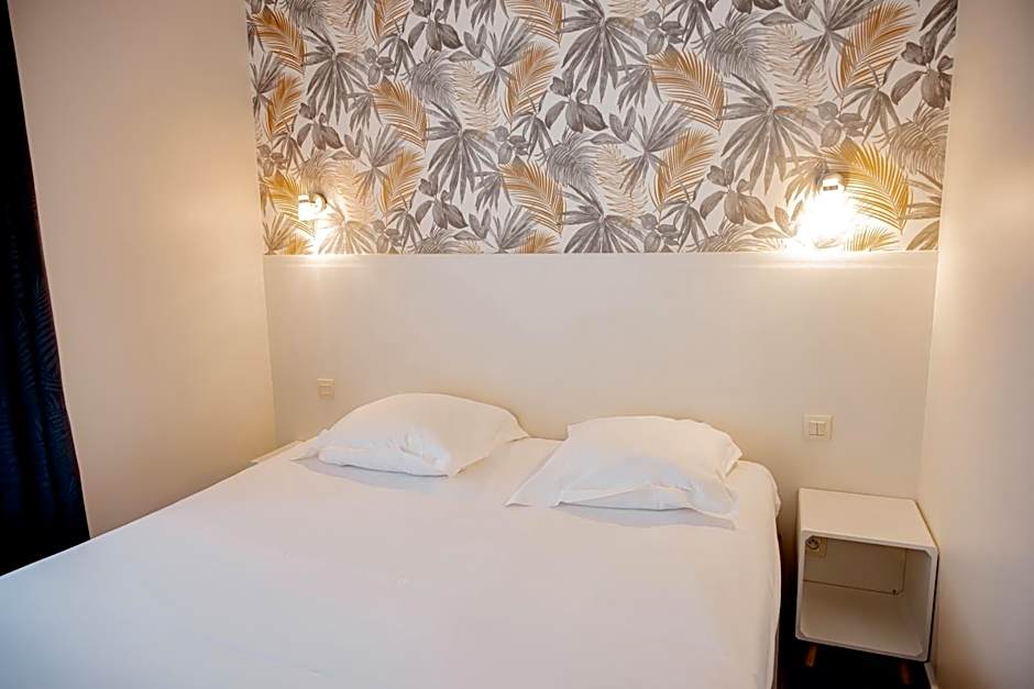 Brit Hotel Armor