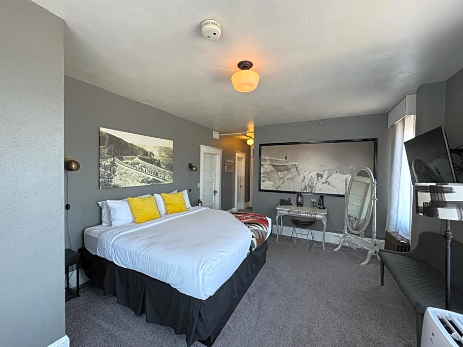 Hood River Hotel
