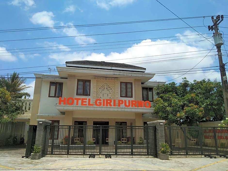 Photo 1 of 10 of Hotel Giri Purwo