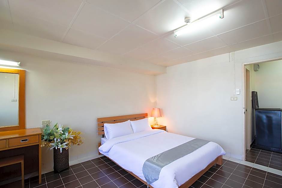 D haus Ngamwongwan Residence