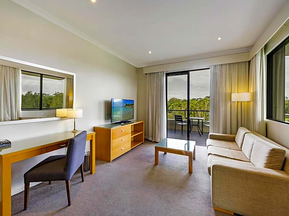 Mercure Kooindah Waters