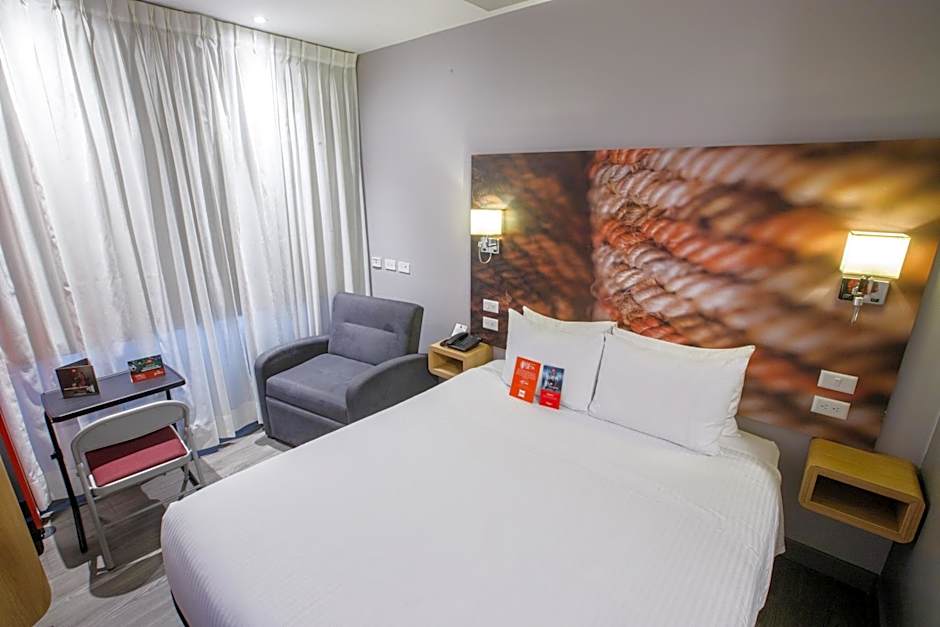 Ibis Quito