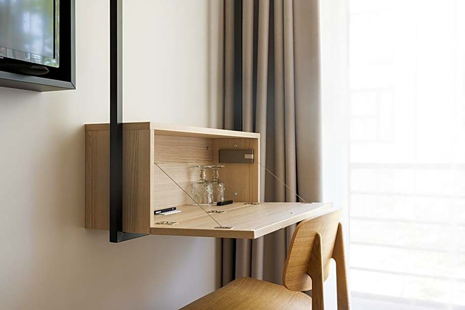 Oru Hub Hotel Tallinn - Handwritten Collection